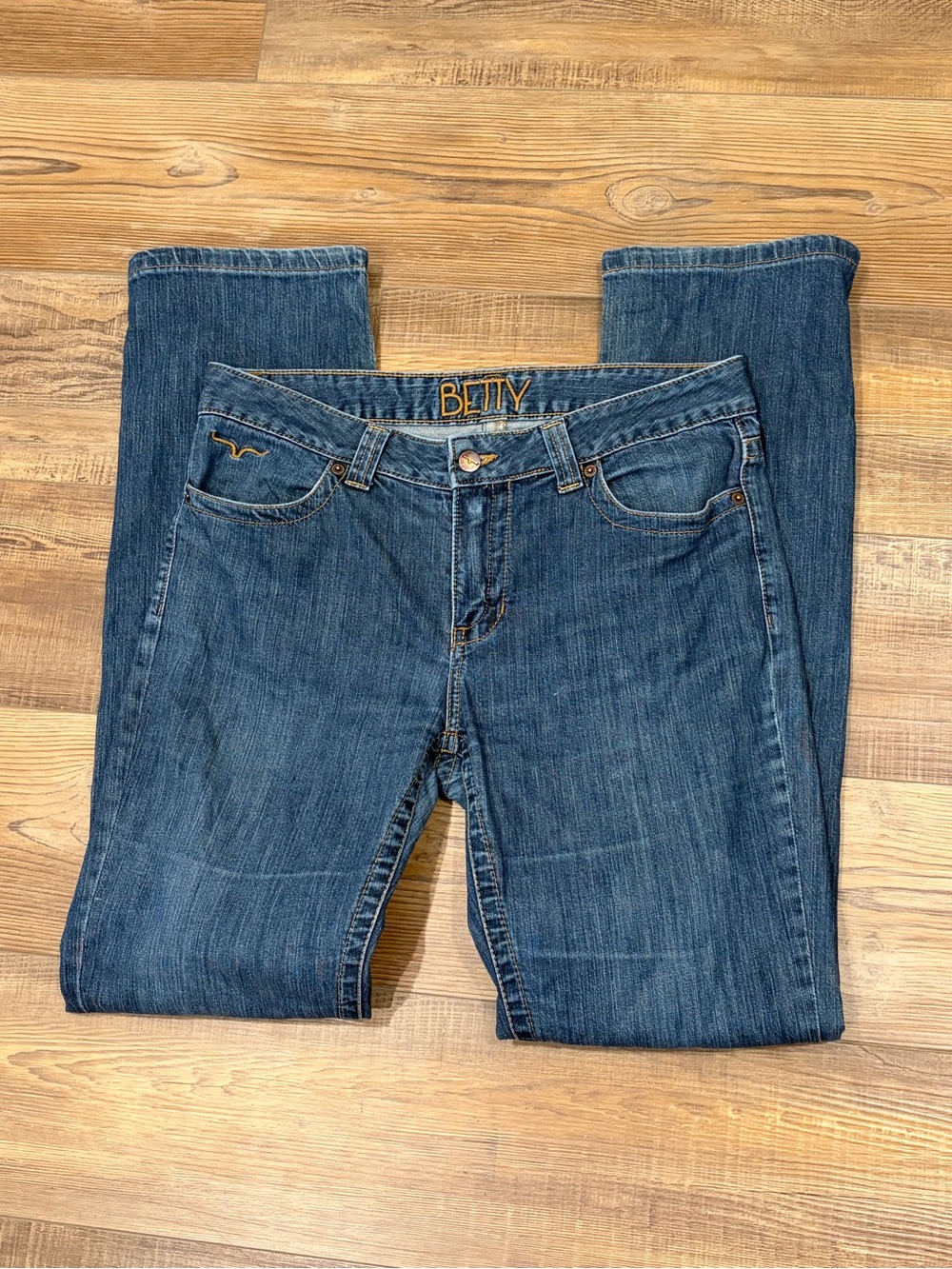 Kimes Ranch Betty Women's Straight-Leg Jeans in Indigo Blue size 10/34 and 33L - Picture 4 of 12
